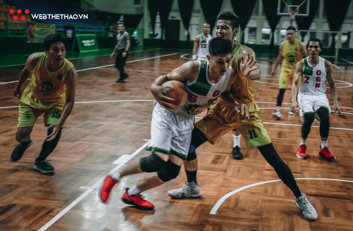 Giải Bóng rổ Vô địch TP HCM 2019: Mưa 3 điểm của Quận 5 thẳng tay loại Quận 11 Giải Bóng rổ Vô địch TP HCM 2019: Mưa 3 điểm của Quận 5 thẳng tay loại Quận 11